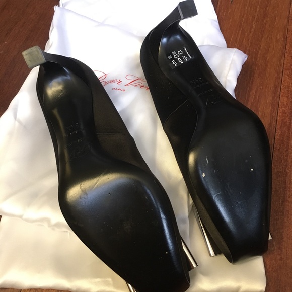 Roger Vivier - Trompette Kitten Heels (34.5 size) - Picture 4 of 8